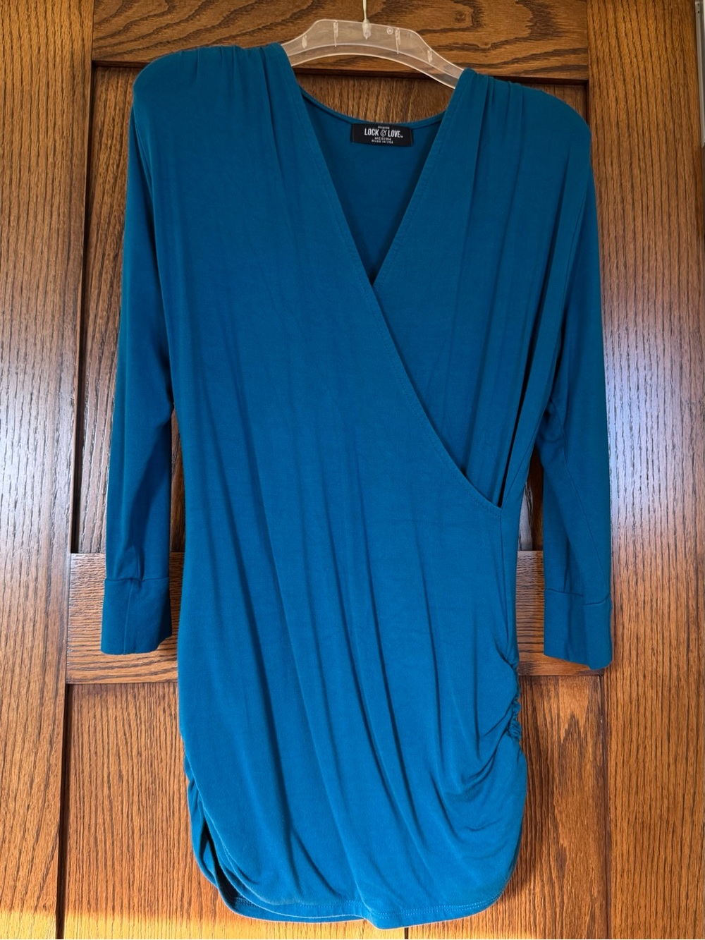Look & Love Teal Wrap-Style Top, size medium